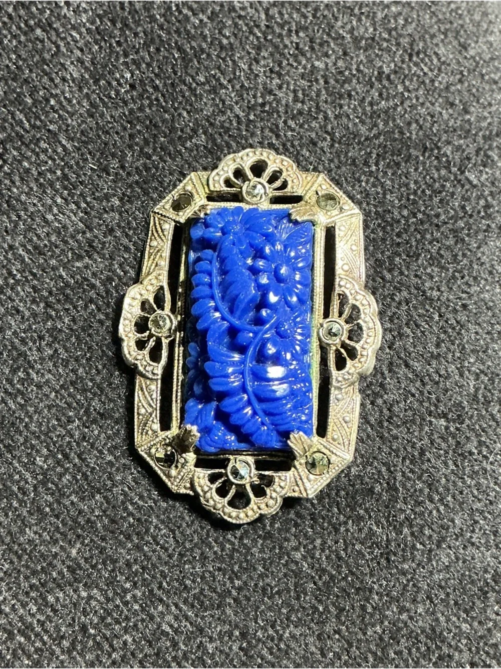 Vintage 1930s Art Deco Faux Lapis Lazuli Filigree Brooch Pin- Molded Blue Glass